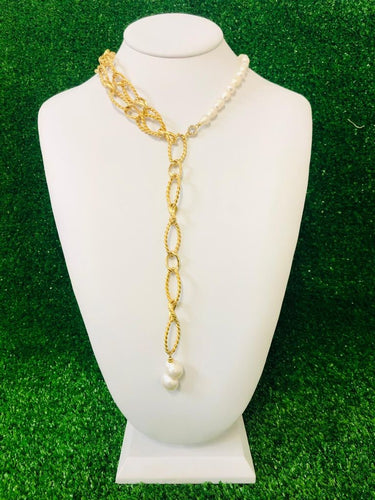 Collar con perlas