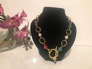 Collar de piedras